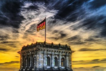 Links gegen Rechts - Politik und Diskussion im Reichstag